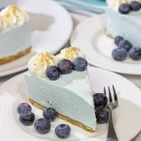 Featuring a creamy cheesecake on top of a vanilla wafer crust, this No Bake Blueberry Cheesecake is perfect for hot summer days!