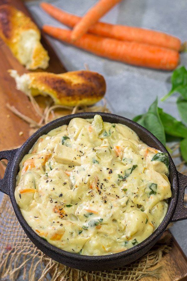 Sometimes you just need a bowl of delicious, creamy soup.  For those times, this Creamy Chicken Gnocchi Soup is the perfect solution!