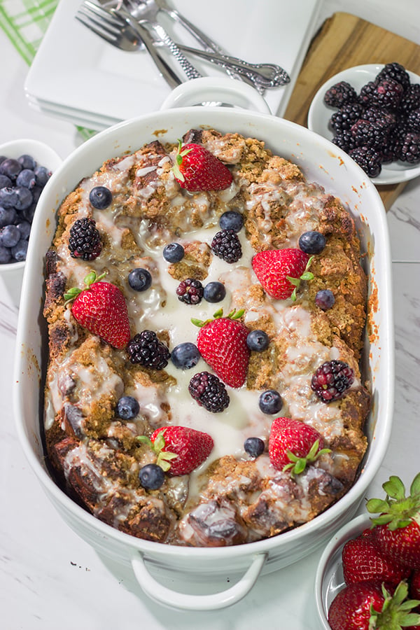 Wondering what to do with a pack of slightly stale bagels?  Turn 'em into this delicious Bagel French Toast Casserole!