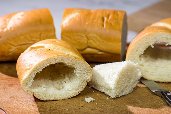 Looking for a fun summer grilling idea? Fire up the grill and put this Cheesy BBQ Steak Stuffed French Bread on the menu!