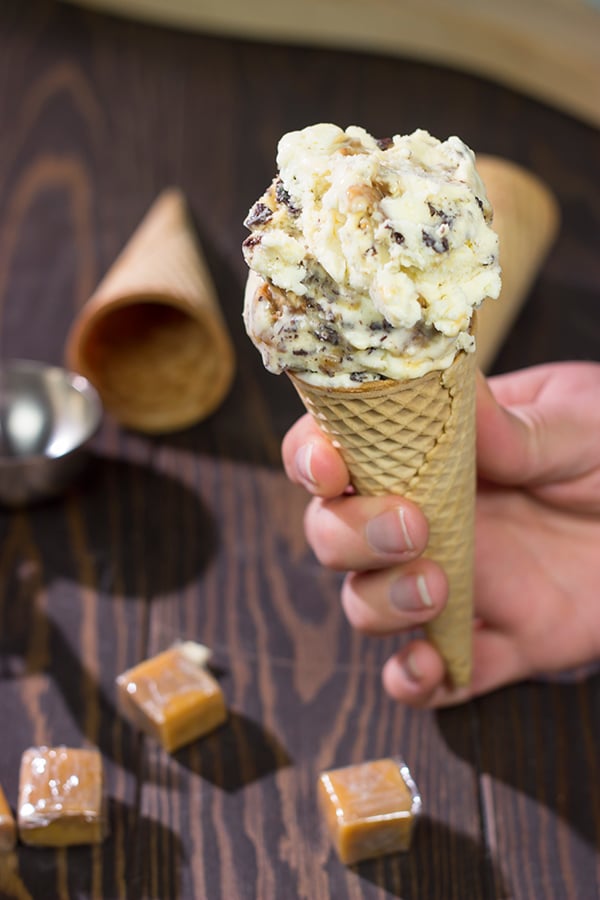This Samoa Ice Cream includes the chocolate, coconut and caramel flavors of the beloved Girl Scout cookie...just in homemade ice cream form!