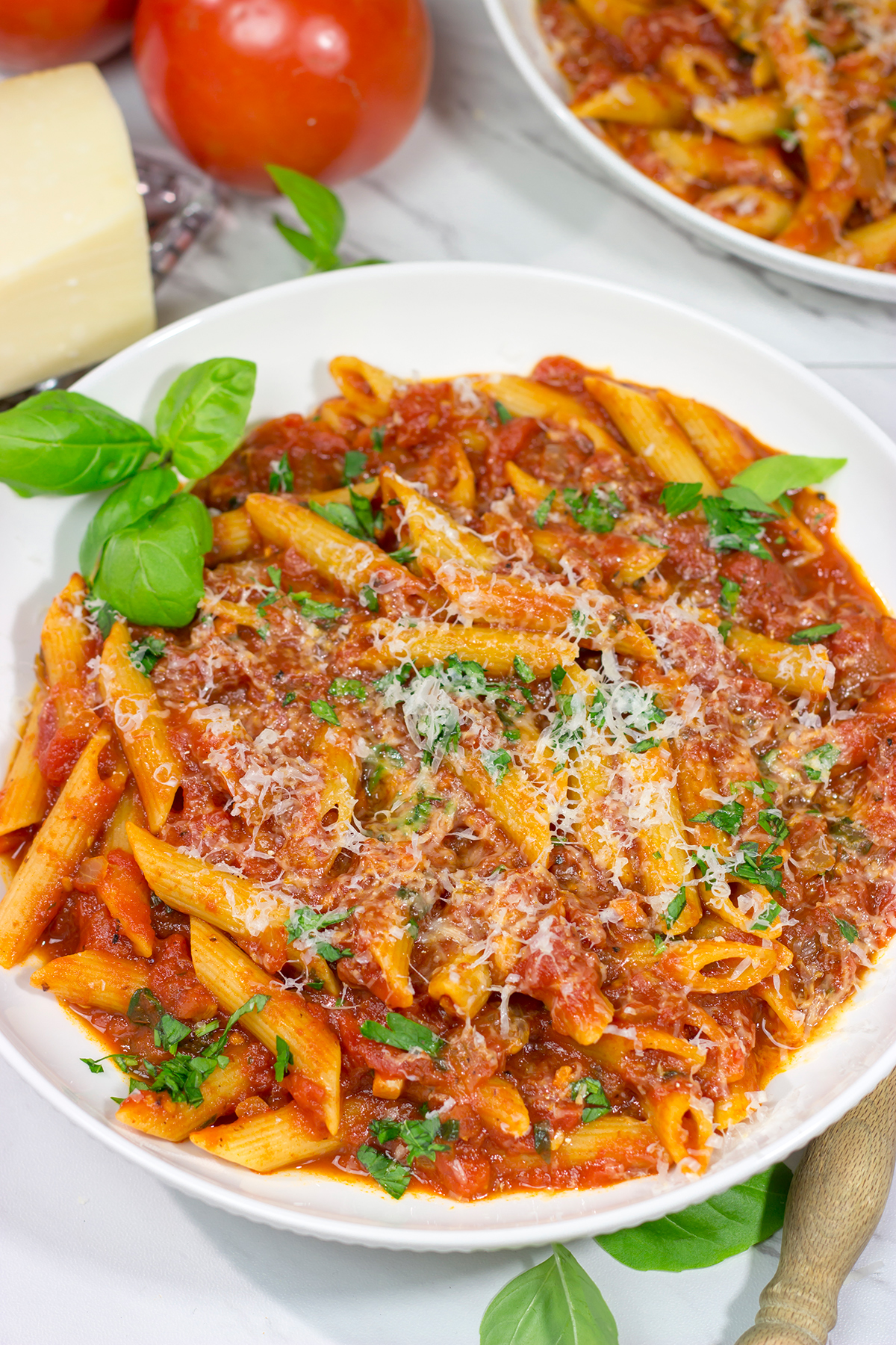 Featuring a generous amount of red pepper flakes and garlic, Arrabbiata Sauce is a delicious (and classic) Italian tomato sauce. Make a batch for dinner tonight!