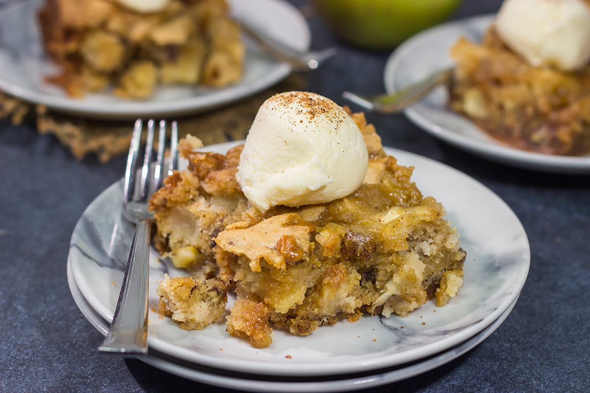 ed with apples, pecans and bits of caramel, this Caramel Apple Cake is a tasty way to celebrate the arrival of cooler autumn days!