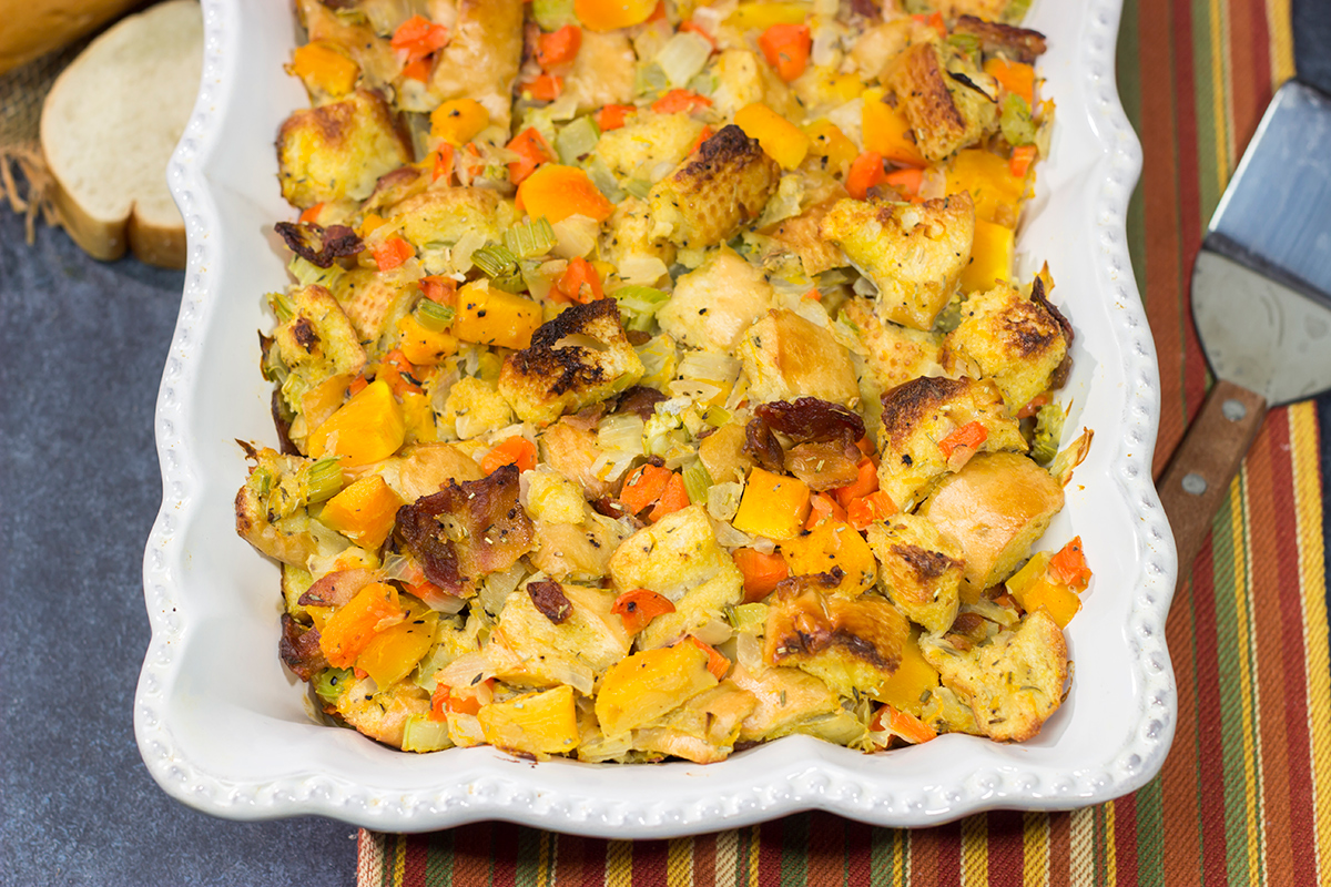 This Bacon and Butternut Squash Stuffing is packed with classic autumn ingredients...and bacon! Whip up a batch for dinner tonight!