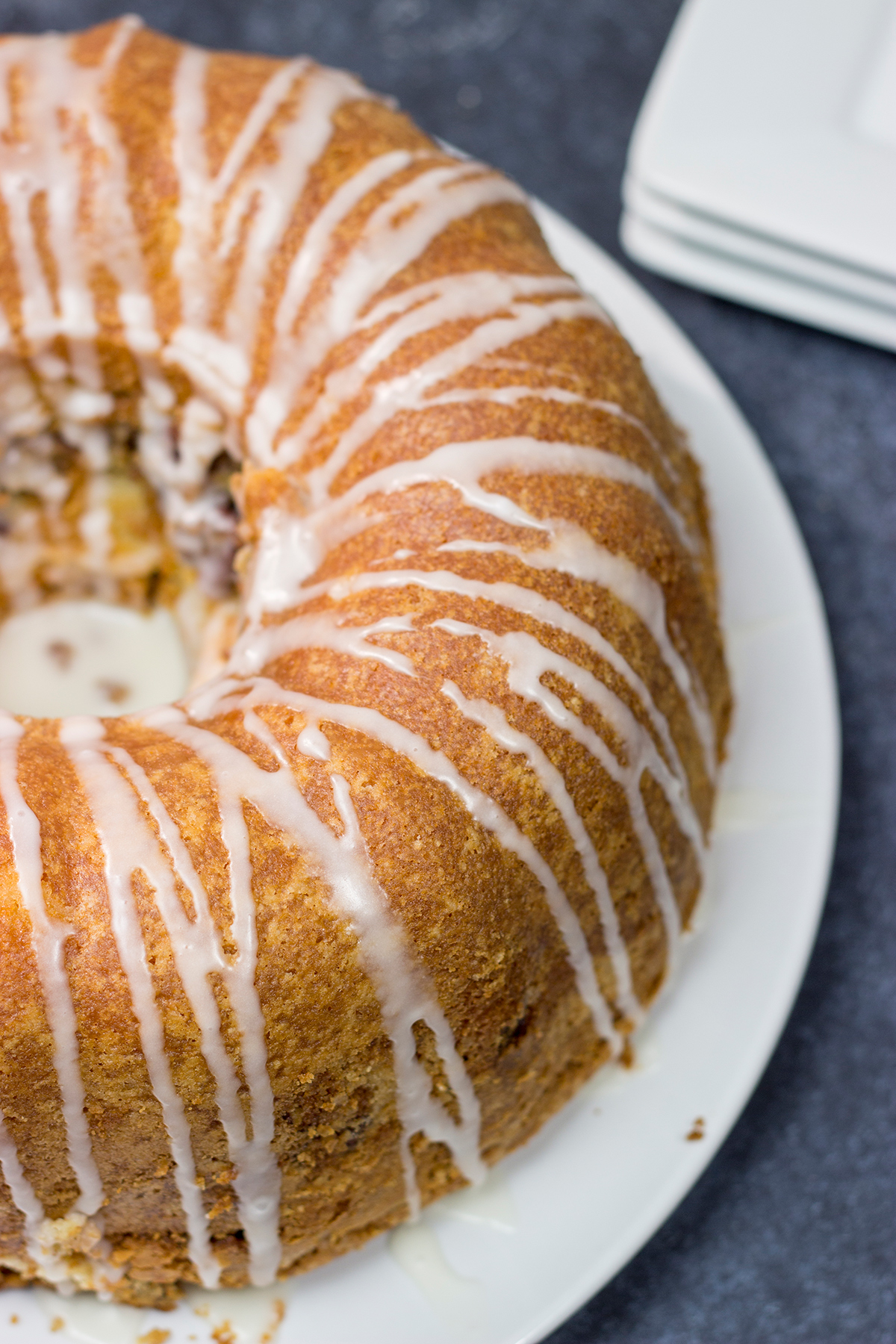 his Cinnamon Pecan Pound Cake features a sour cream pound cake filled with a layer of sugared pecans - it's one heck of a tasty dessert!