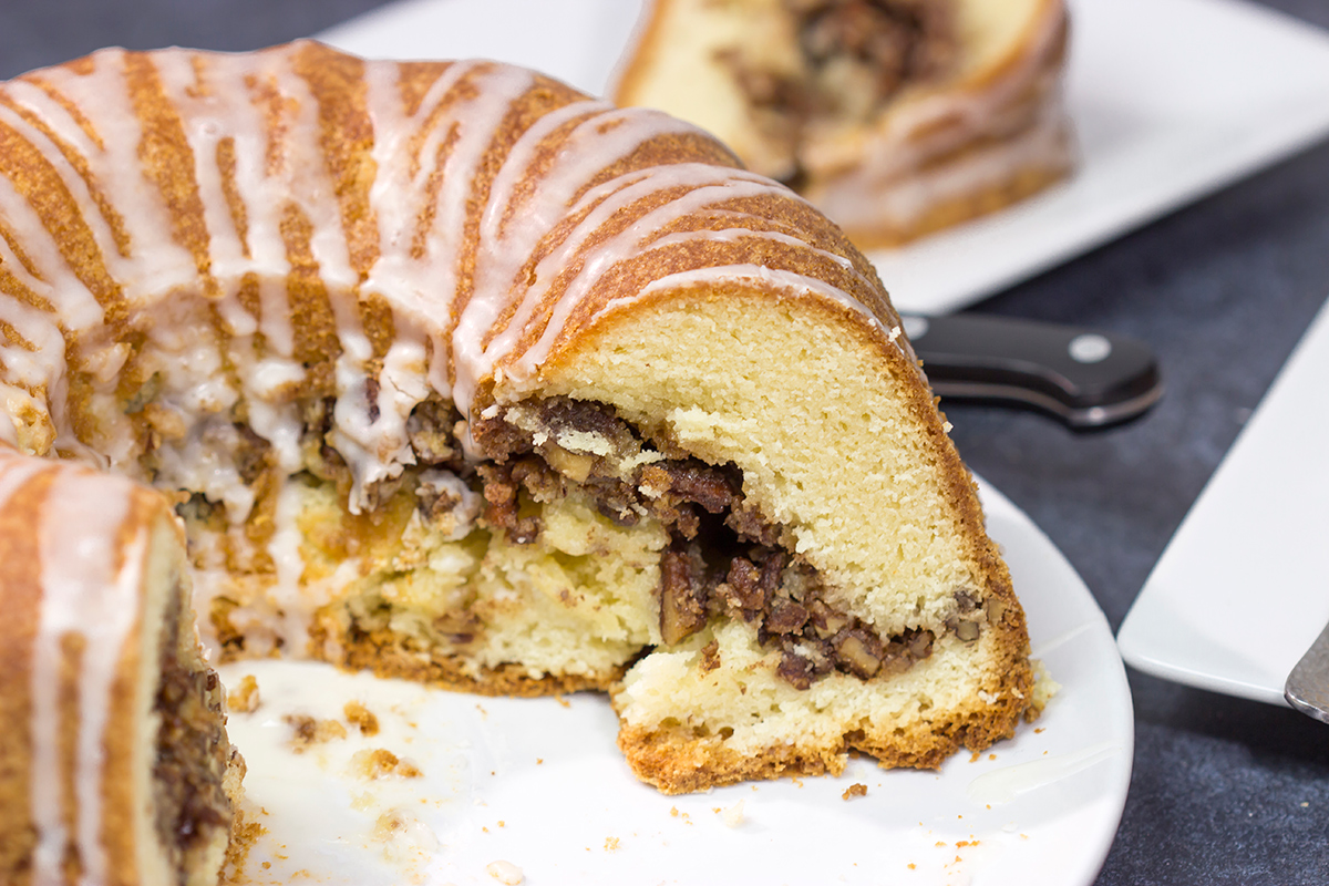 his Cinnamon Pecan Pound Cake features a sour cream pound cake filled with a layer of sugared pecans - it's one heck of a tasty dessert!