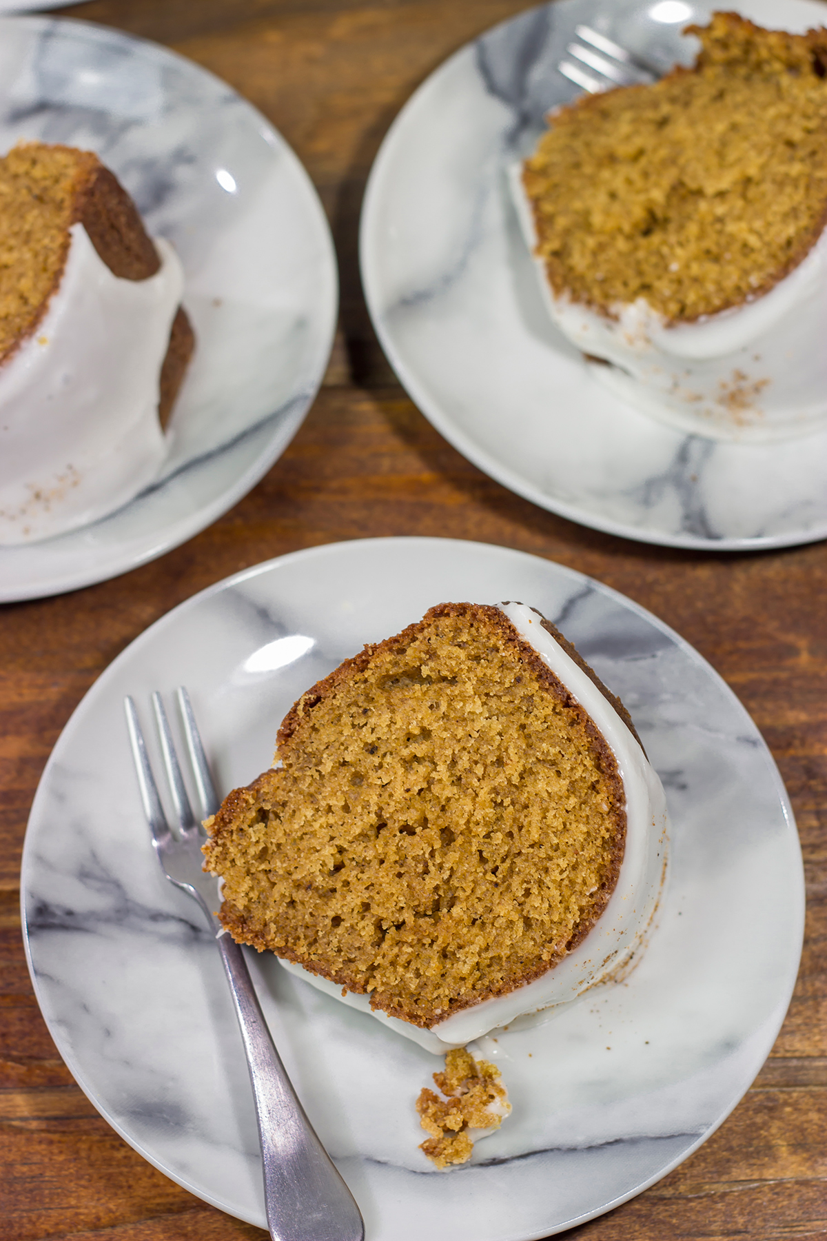 Featuring the classic holiday baking spices of cinnamon, ginger and nutmeg, this Molasses Spice Cake is a delicious way to enjoy the season!