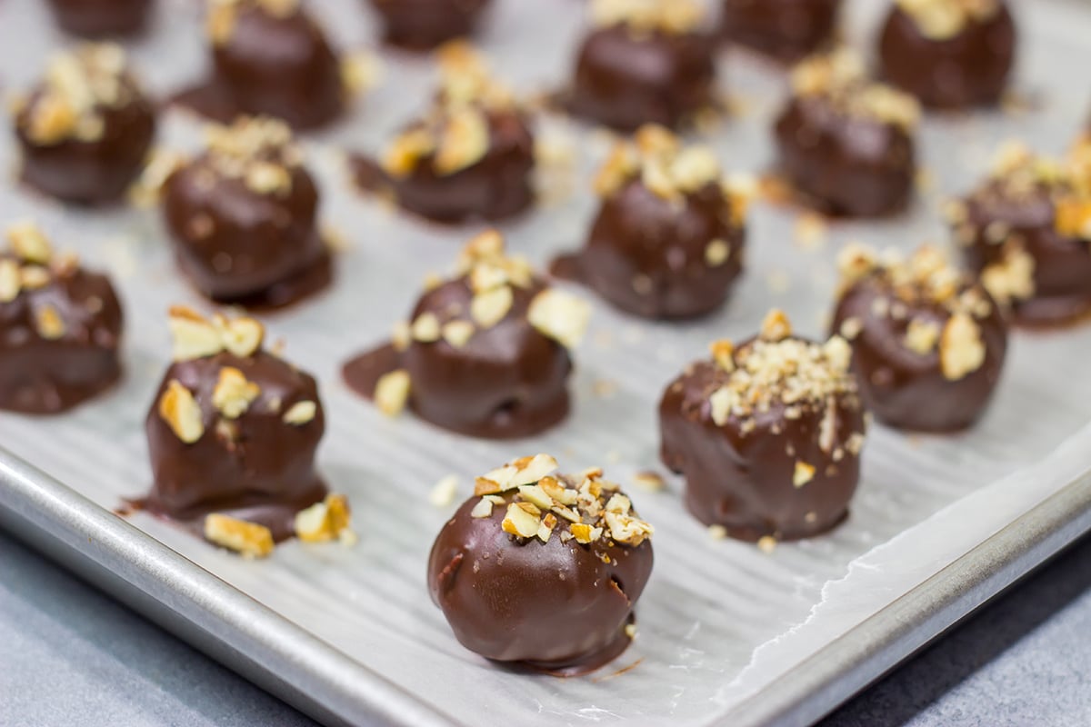 Santa deserves a treat this year, too! These Pecan Bourbon Balls make for an easy holiday party treat or a fun addition to a cookie plate. Cheers!