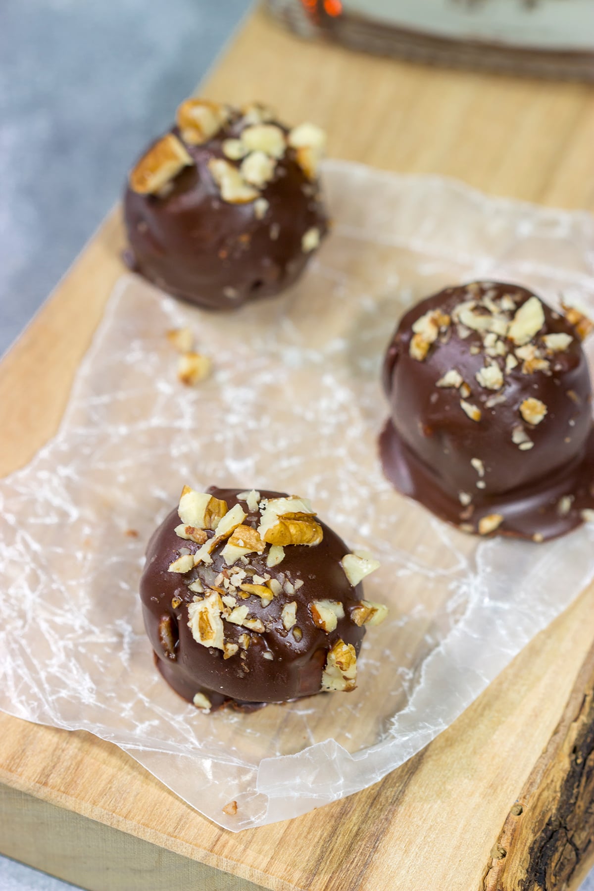Santa deserves a treat this year, too! These Pecan Bourbon Balls make for an easy holiday party treat or a fun addition to a cookie plate. Cheers!