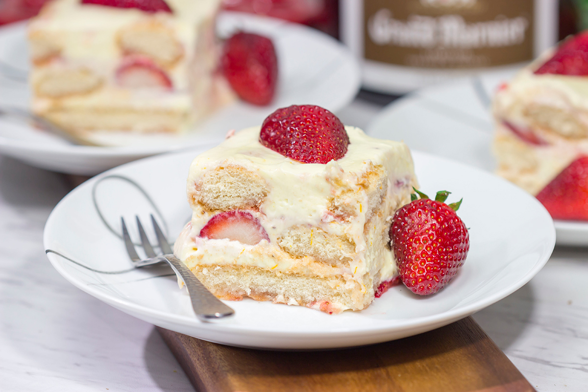 The traditional tiramisu flavors of coffee and cocoa are traded out for orange and strawberries in this Strawberry Tiramisu. It's a great summer dessert recipe!