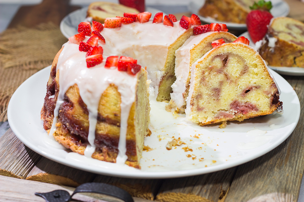 eaturing a sauce made from fresh strawberries swirled into the cake, this Strawberry Swirl Pound Cake makes for a delicious summer dessert!