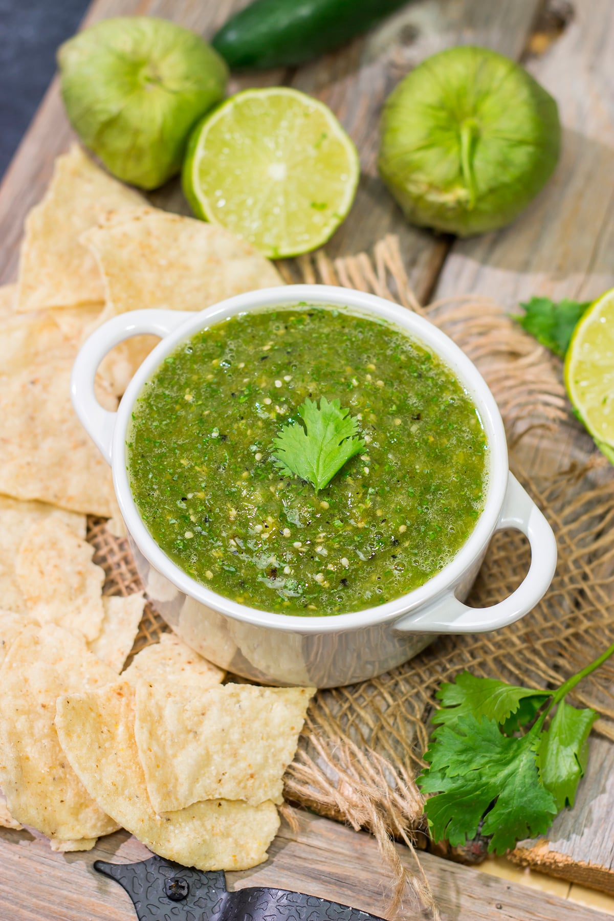 Salsa Verde (Green Salsa) is a delicious salsa...and it's easy to make at home! This salsa is great by itself or as a topping for tacos.