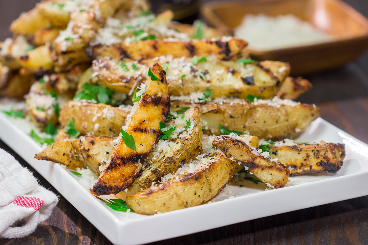Leave that oven off and fire up the grill! These Grilled Potatoes are an easy and tasty side dish for all sorts of summer meals!