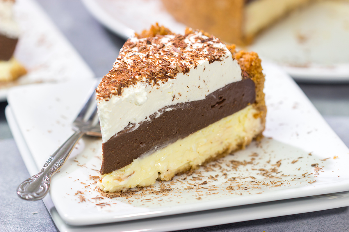 Creamy cheesecake. Rich chocolate pudding. Fresh whipped cream. They all come together in this delicious Chocolate Cream Pie Cheesecake. Grab a slice tonight!