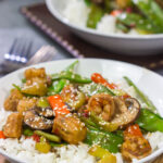 Looking for a quick weeknight meal? This Sesame Shrimp Stir Fry is packed with flavor, and it's easy to make!