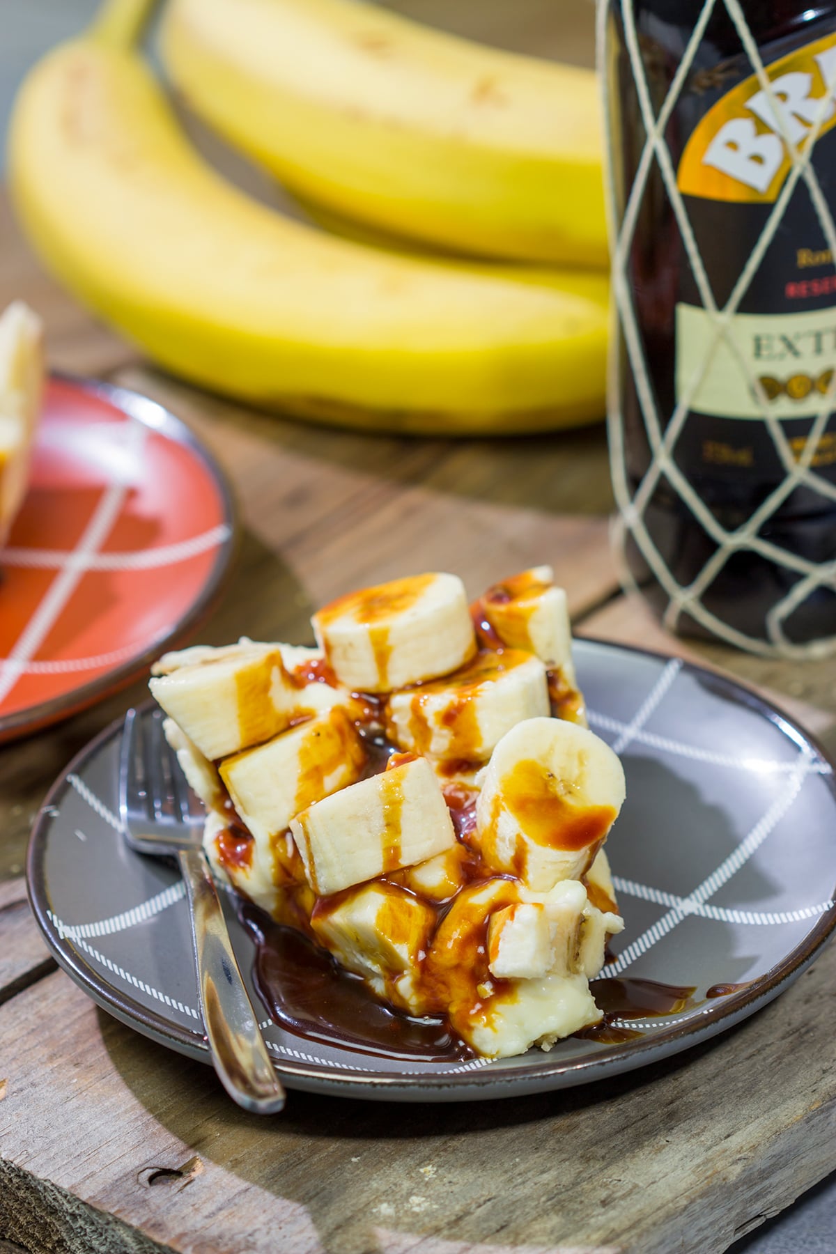 Featuring the flavors of vanilla, rum and bananas, this Bananas Foster Cream Pie is a fun twist on the classic New Orleans dessert!
