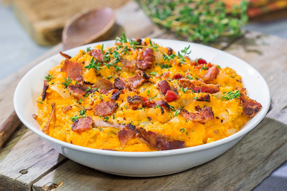 Featuring a sweet and salty combination of flavors, these Mashed Sweet Potatoes with Bacon are an excellent side dish!