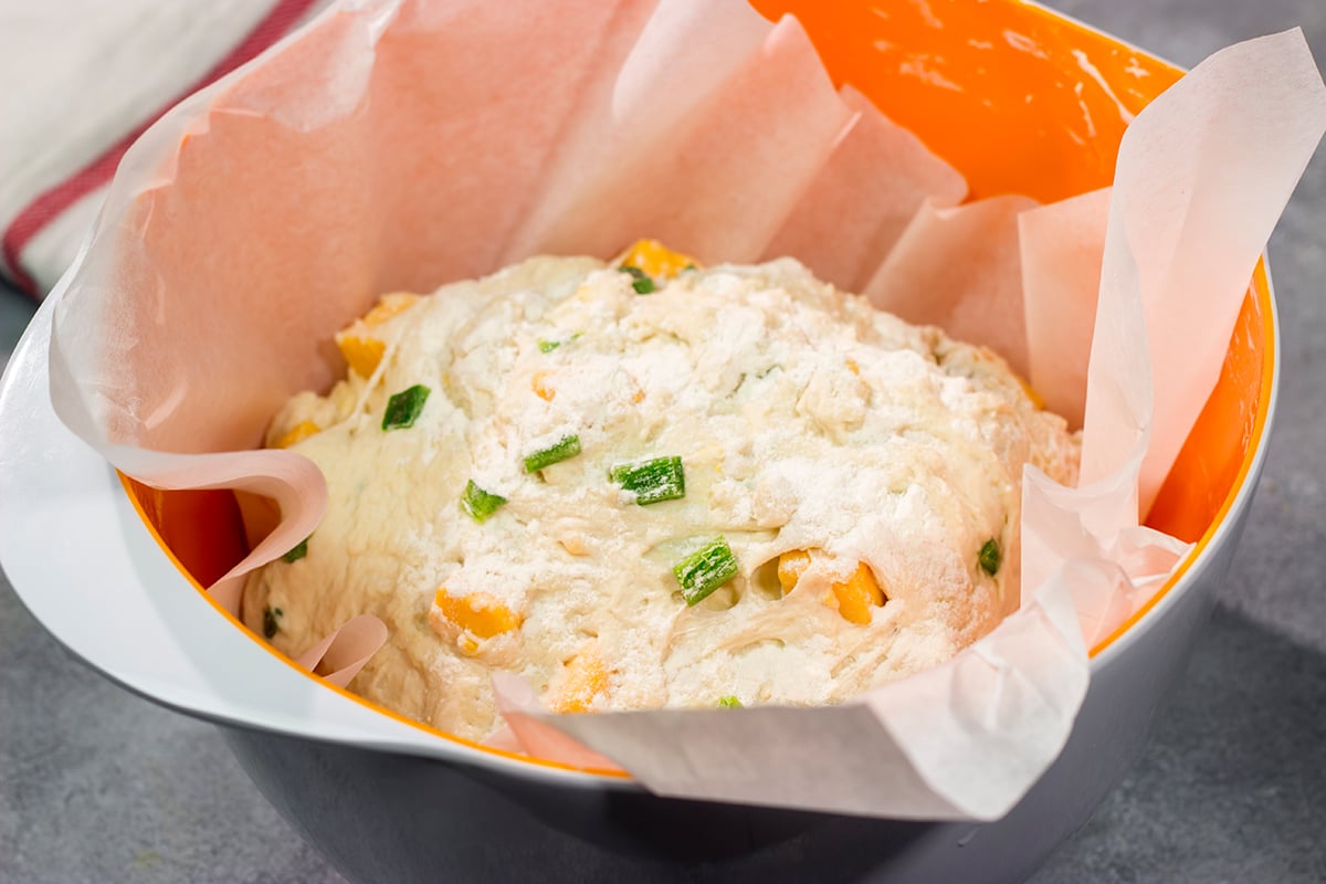 This Jalapeno Cheddar Bread features chunks of cheddar cheese and diced jalapenos mixed into a classic rustic bread. This bread makes fantastic grilled cheese sandwiches!!