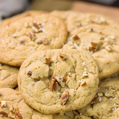 These Butter Pecan Cookies taste just like the ice cream...only in cookie form! They're a little chewy, a little crispy and totally delicious!