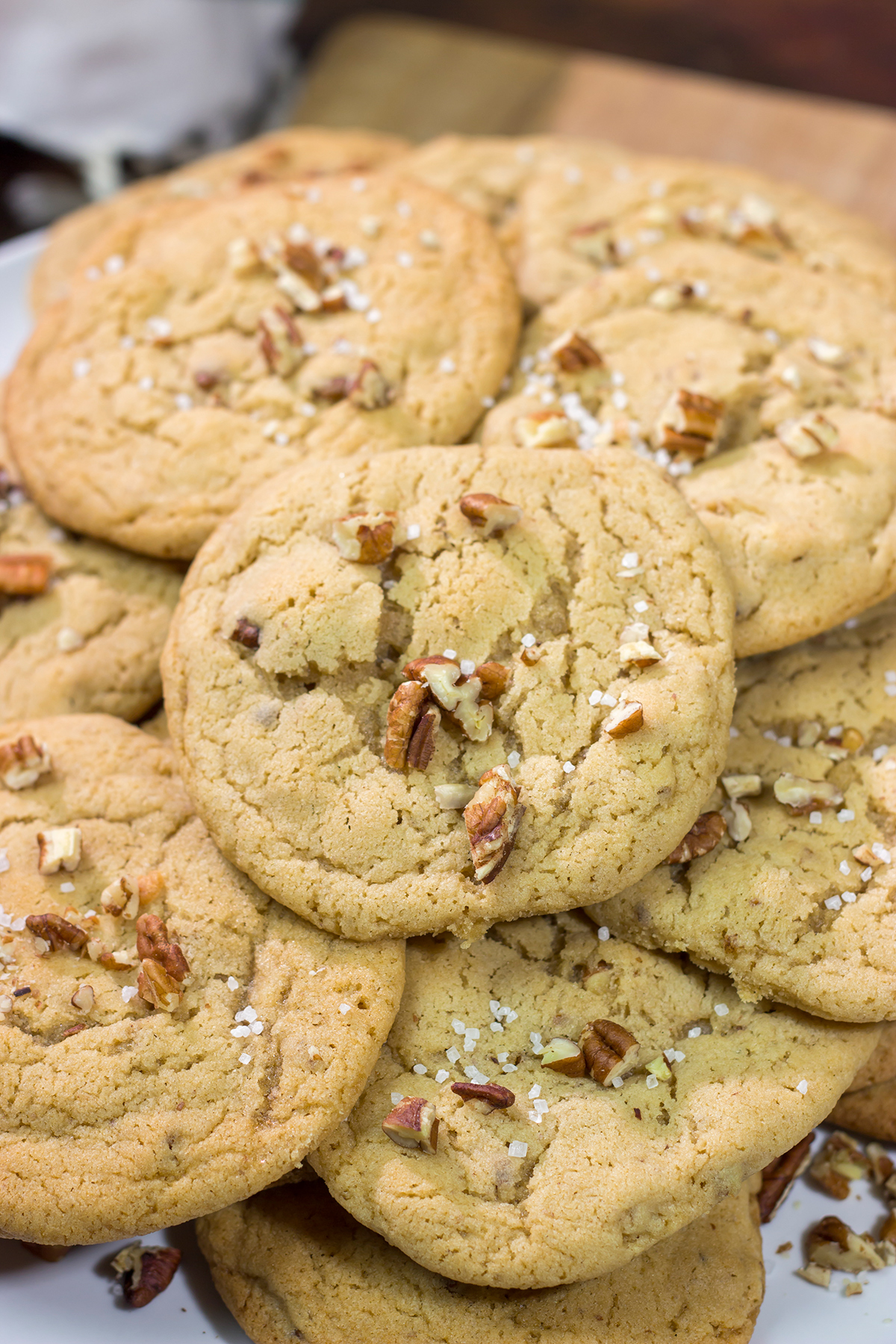 These Butter Pecan Cookies taste just like the ice cream...only in cookie form! They're a little chewy, a little crispy and totally delicious!