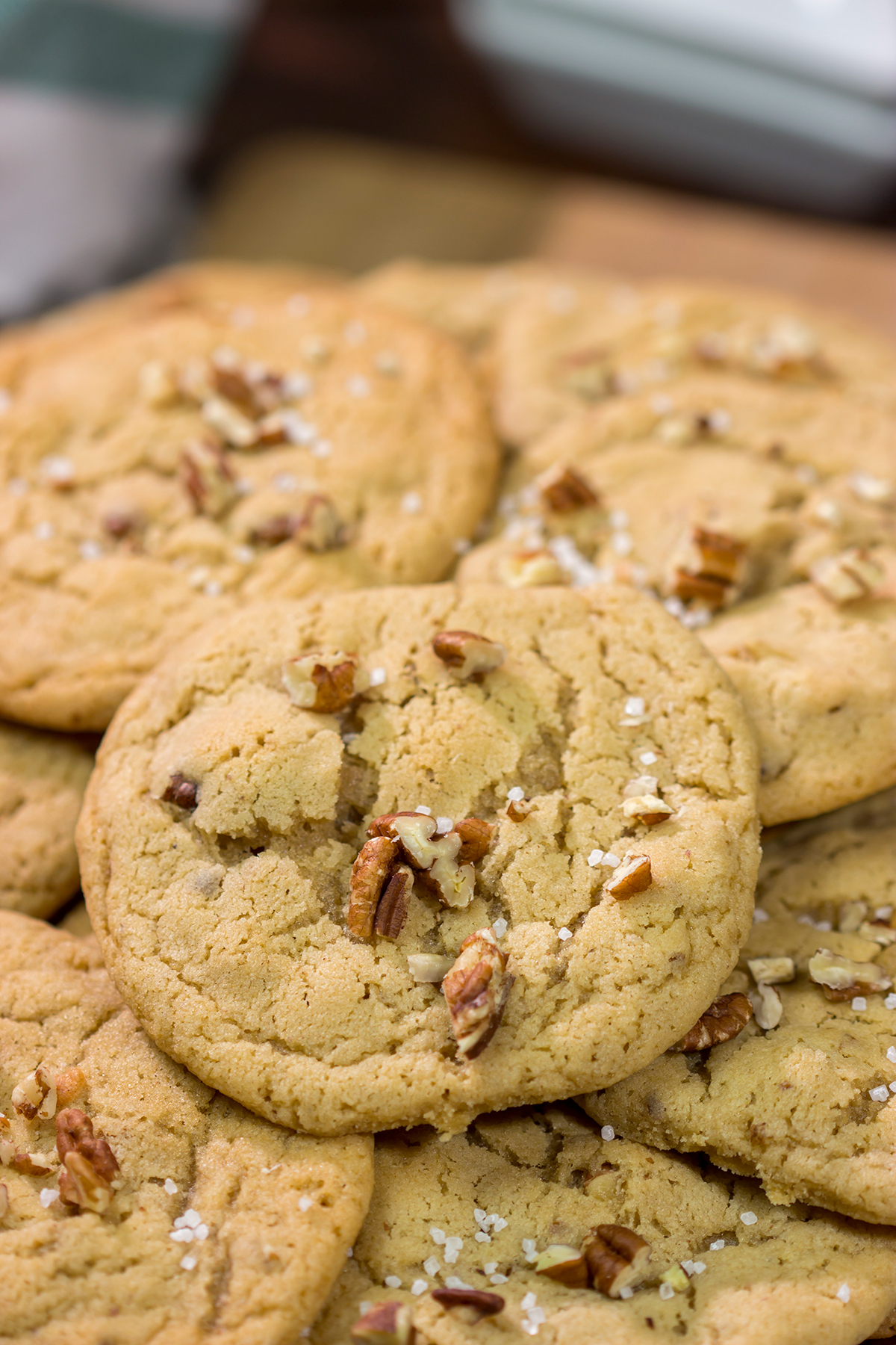 These Butter Pecan Cookies taste just like the ice cream...only in cookie form! They're a little chewy, a little crispy and totally delicious!