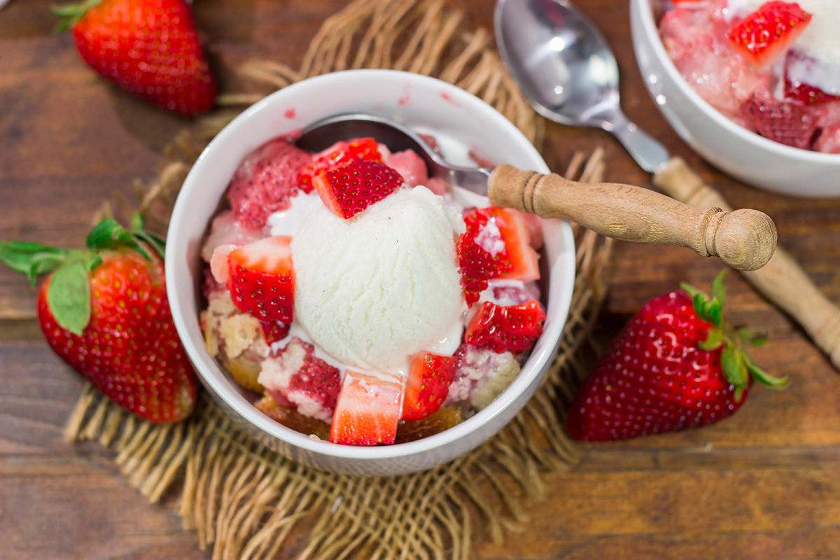 Looking for a tasty dessert for warm summer evenings? This Strawberry Cobbler is an easy treat that's packed with summer berry flavor!
