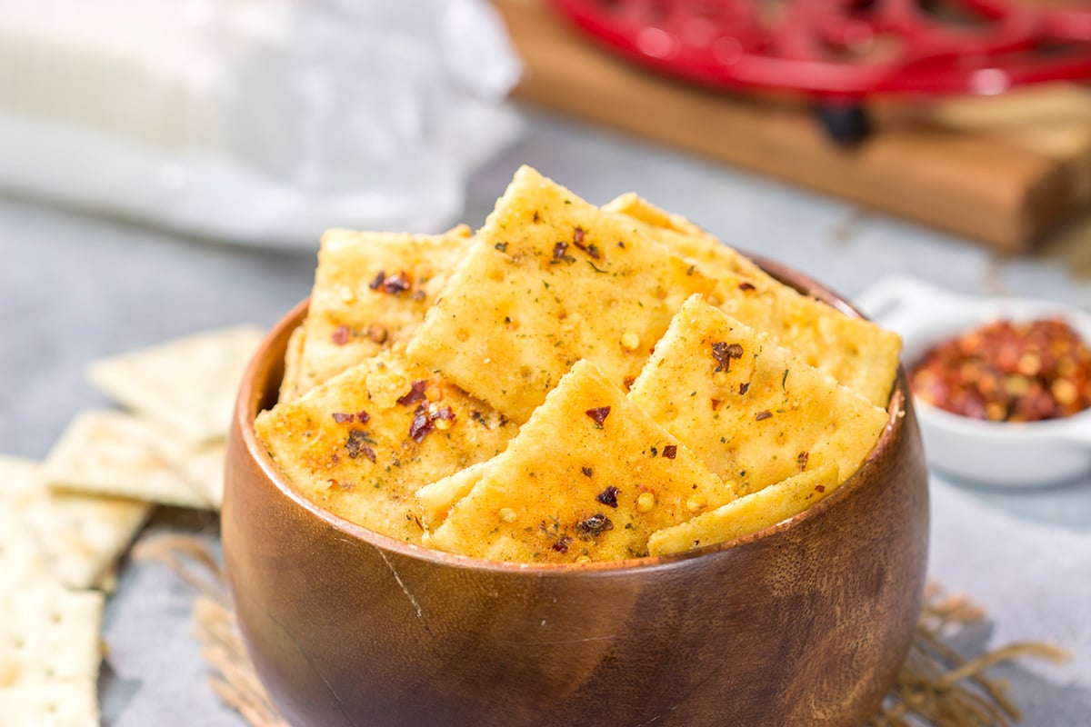 These Spicy Cajun Firecrackers are crispy saltine crackers that pack a serious flavor punch. They're an easy appetizer for parties or gamedays!