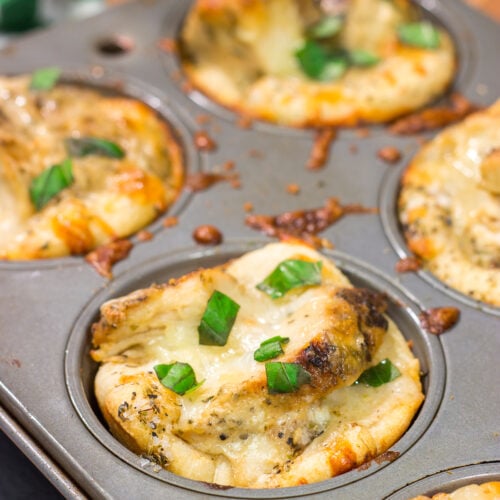 Turn a favorite pasta recipe into a gameday appetizer with these Chicken Alfredo Pizza Bowls. Plus, you get to eat the bowl!