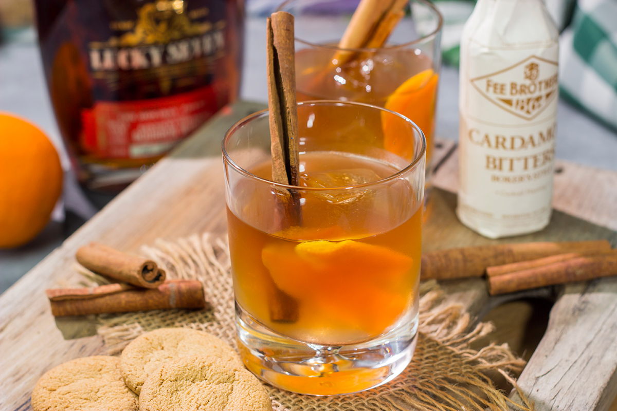 A little bit of gingerbread syrup transforms a classic cocktail into this Gingerbread Old Fashioned. This warm and cozy drink is perfect for the holidays!