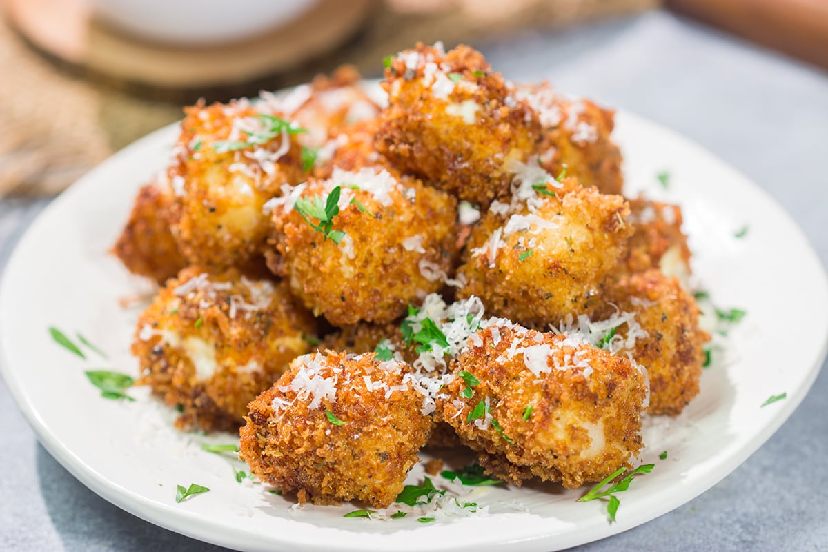 This Toasted Feta is crispy on the outside and warm and creamy on the inside. It can be served as a party appetizer or on top of salads. Enjoy!