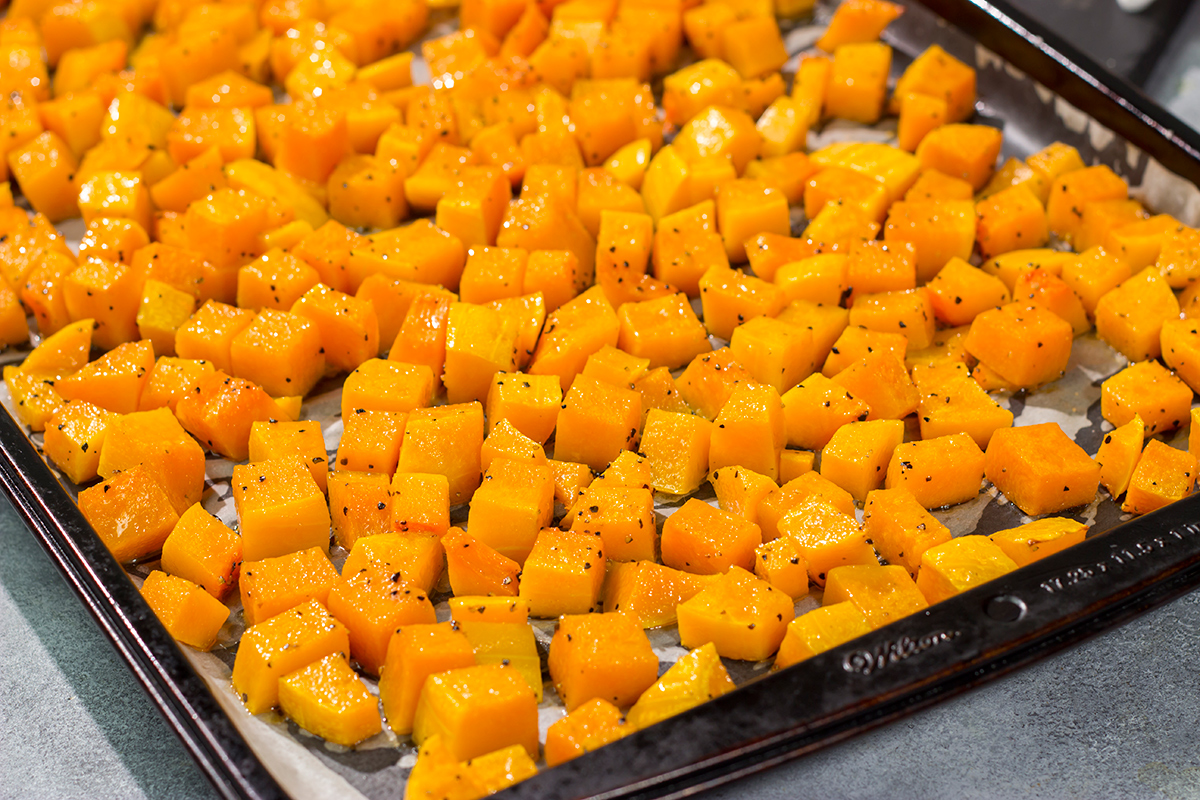 This Butternut Squash Mac and Cheese is a fun twist on a classic dish. With a creamy texture and a slightly nutty flavor, this is a delicious comfort food recipe for chilly nights!