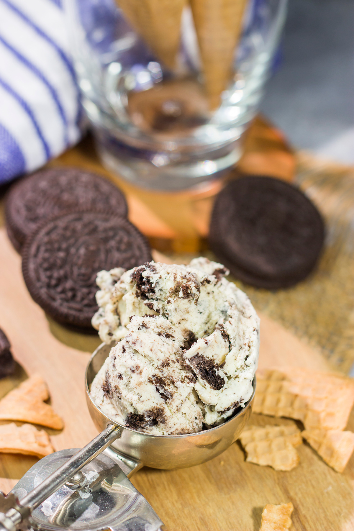 This easy Cookies and Cream Ice Cream recipe is rich and creamy texture with plenty of Oreo cookie chunks mixed in. It's a classic ice cream flavor for a reason!