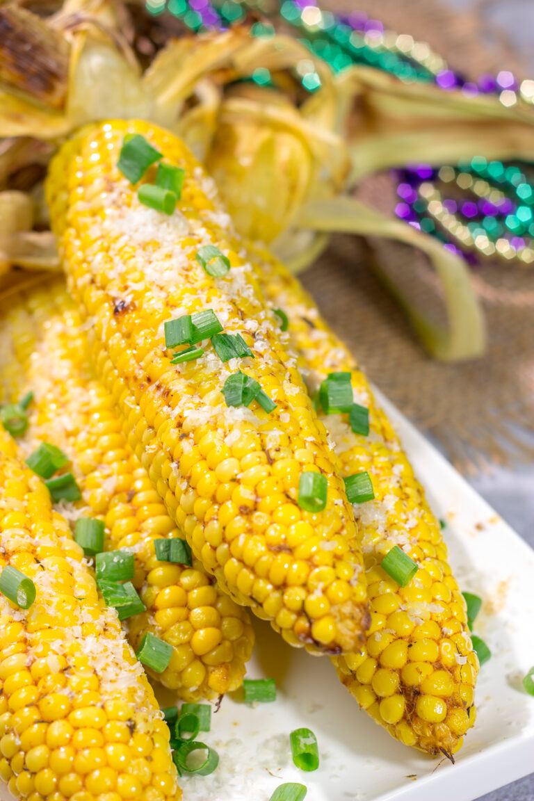 This Grilled Cajun Corn features Cajun butter rubbed on grilled corn. This makes for an excellent side dish next to juicy hamburgers or grilled hot dogs!